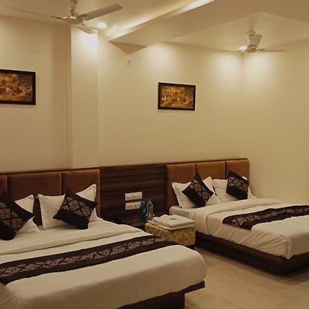 Hotel Vrinda Inn Udaipur Esterno foto