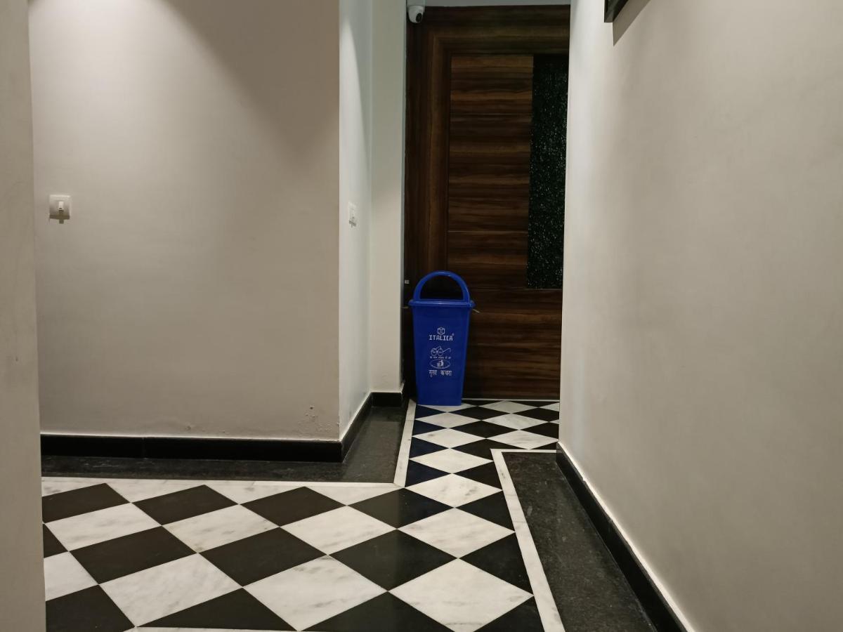 Hotel Vrinda Inn Udaipur Esterno foto