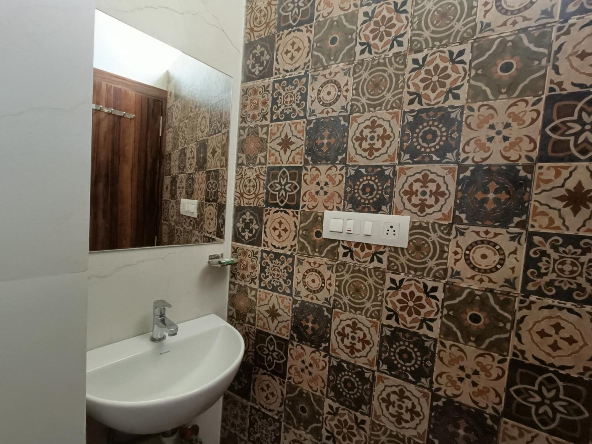 Hotel Vrinda Inn Udaipur Esterno foto